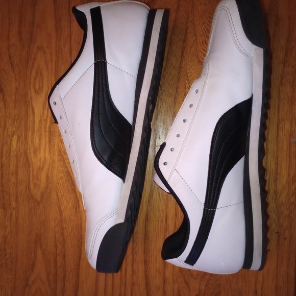 Puma Roma Sneakers - Picture 4 of 7